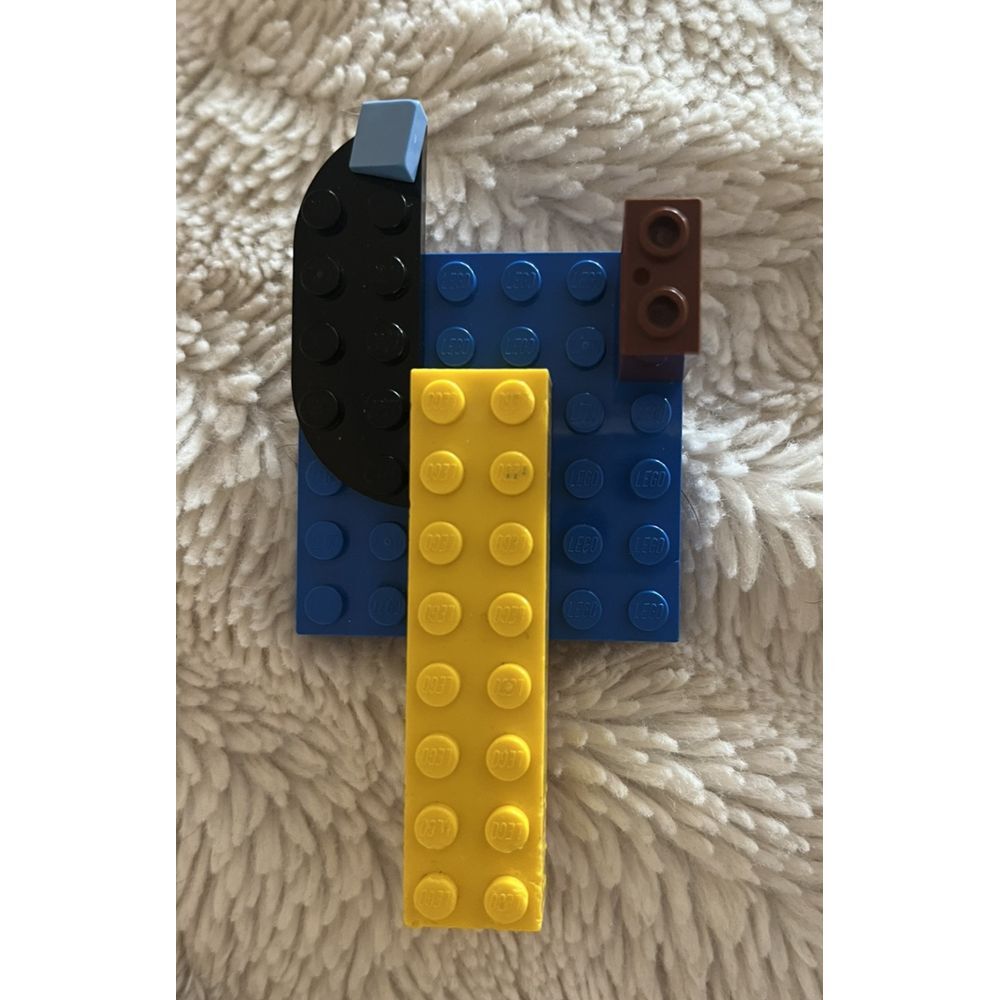 Lot Of 6 LEGO Pieces - Assorted Colors & Sizes - Picture 3 of 6